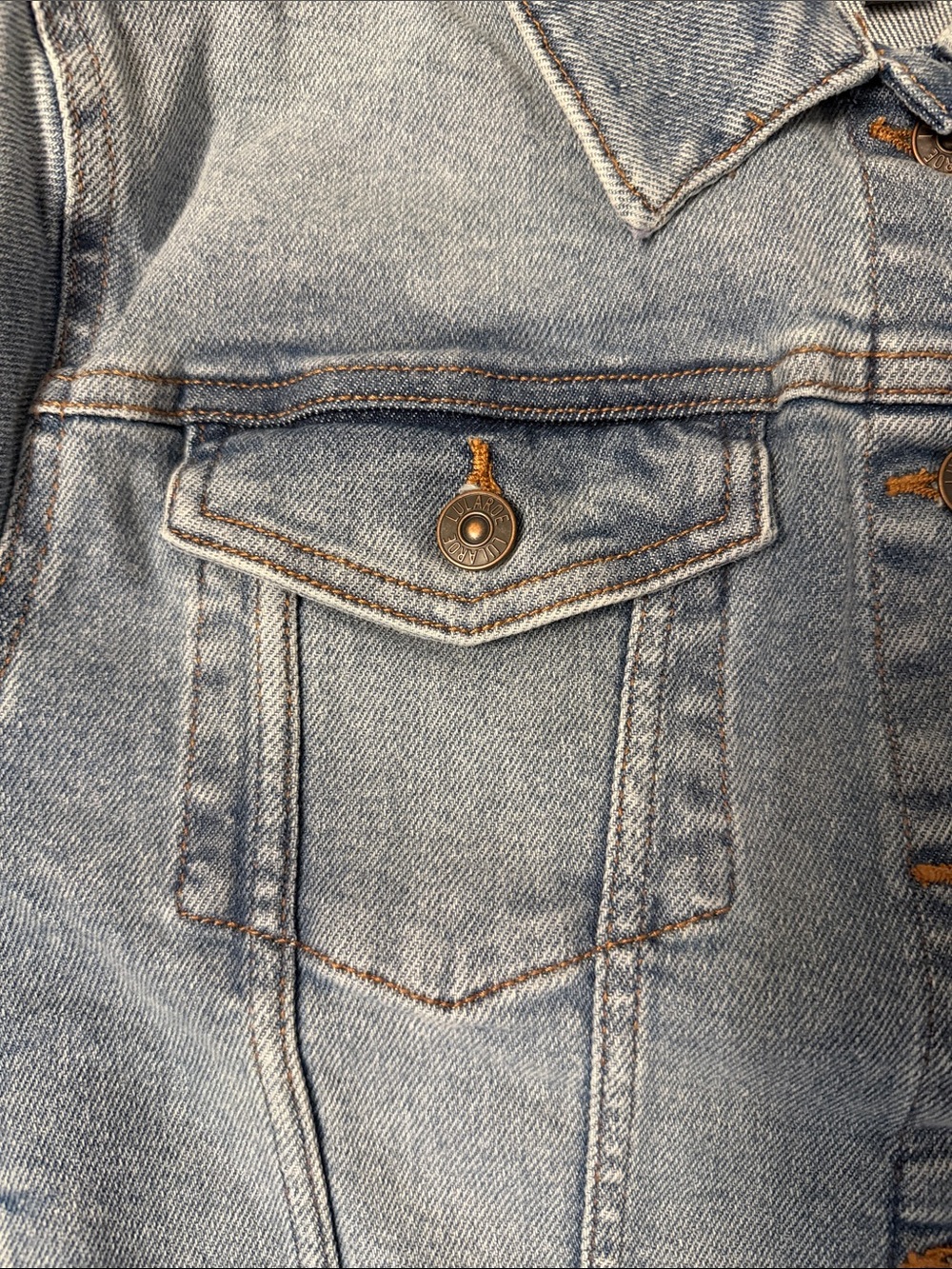 LuLaRoe Light Blue Denim Jean Jacket NWT Medium - Picture 3 of 12